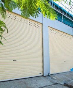 Mẫu cửa cuốn tấm liền nhà xưởng