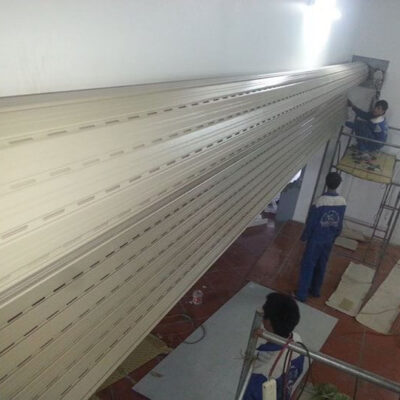 Dịch vụ sửa chữa cửa cuốn bị kêu, thợ tới ngay sau 15 phút, báo đúng giá bắt đúng bệnh