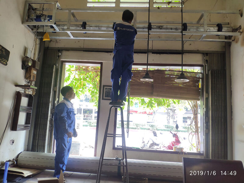 Dịch vụ sửa chữa cửa cuốn austdoor chuyên nghiệp, nhanh gọn lẹ tại tphcm