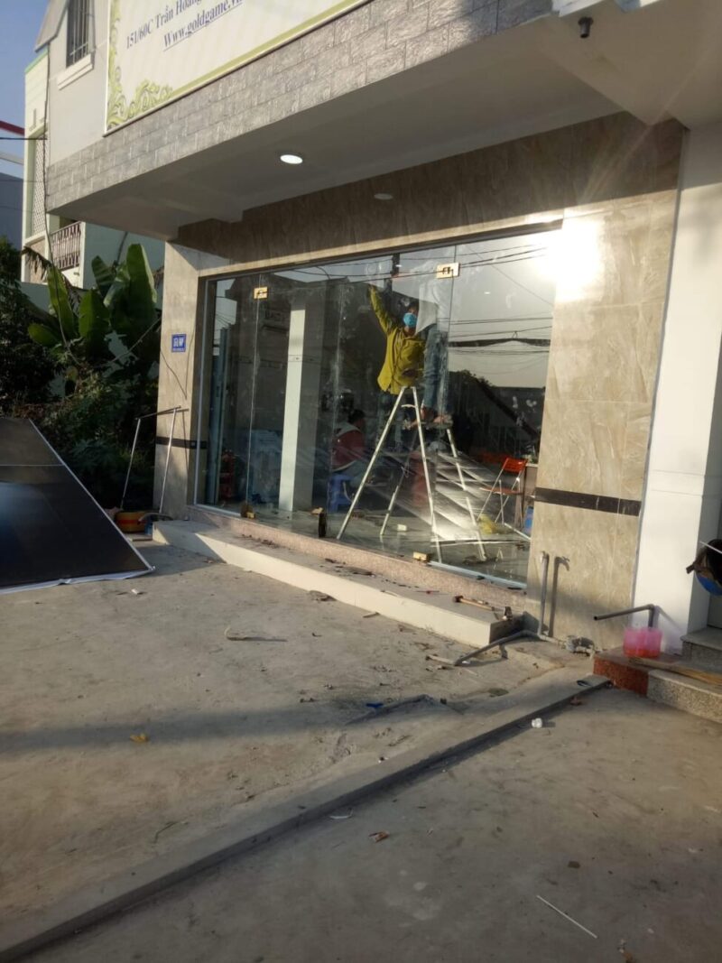 Dịch vụ sửa cửa kính chất lượng, giá rẻ, uy tín tại quận 6