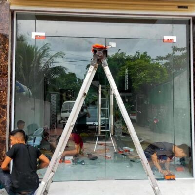 Dịch vụ sửa cửa kính chất lượng, giá rẻ, uy tín tại quận 1